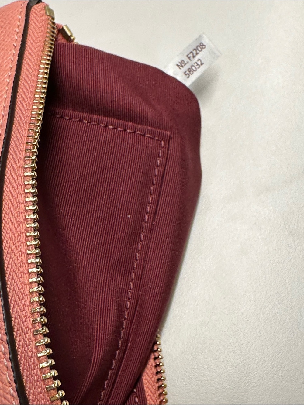 Coach Coral Pink Pebbled Leather Wristlet Clutch NWT + Dust Bag - Picture 7 of 9
